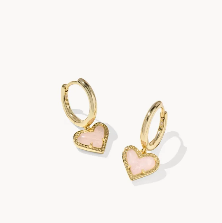 Ari Heart Gold Huggie Earrings in Rose Quartz