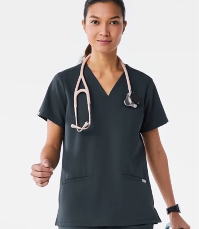 Casma Three-Pocket Scrub Top™