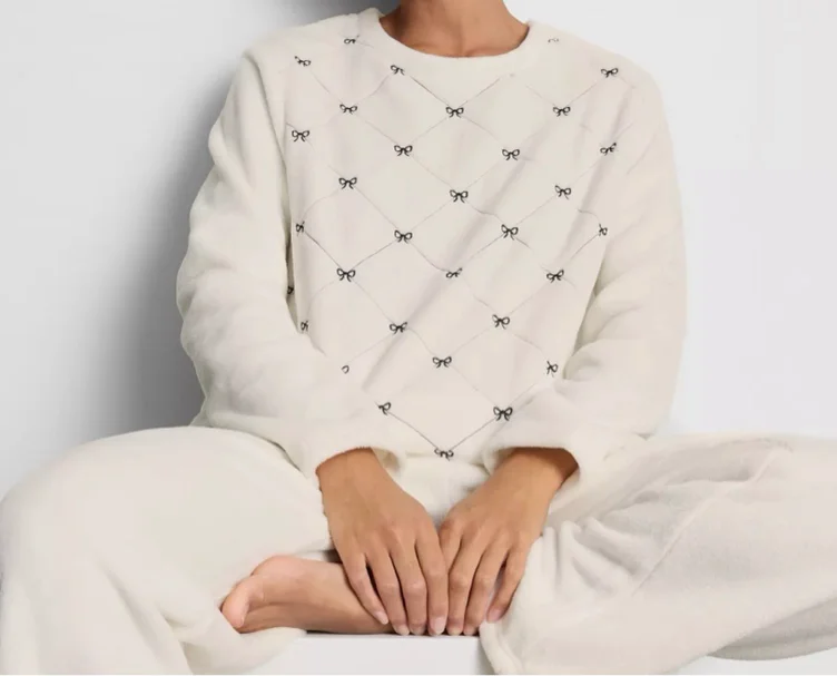 Plush Sweatshirt Graphic Pyjamas