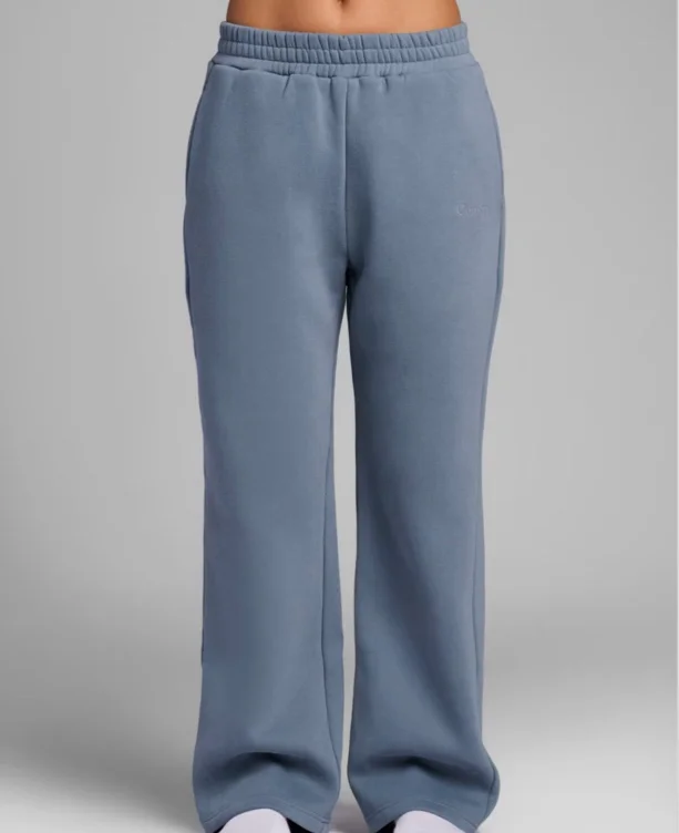 Signature Straight Leg Sweatpants