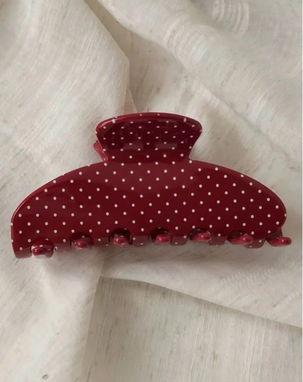 red claw clip