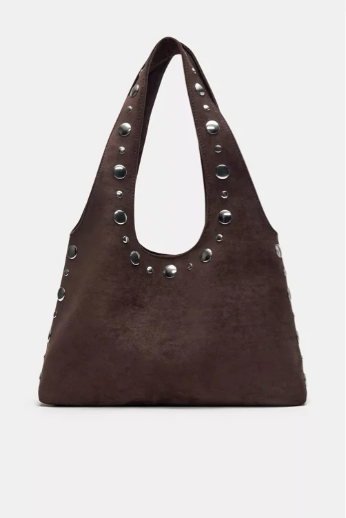 Mala shopper com tachas - PULL&BEAR
