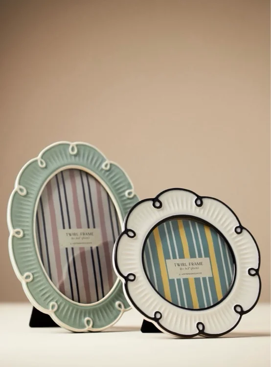Twirl Ceramic Picture Frame