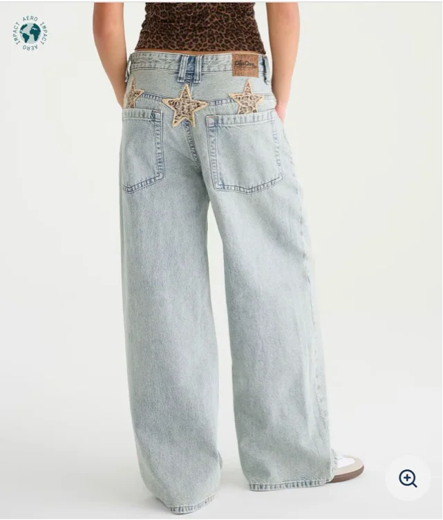 Déjà For Aero Low-Rise Super Baggy Leopard Stars Jean