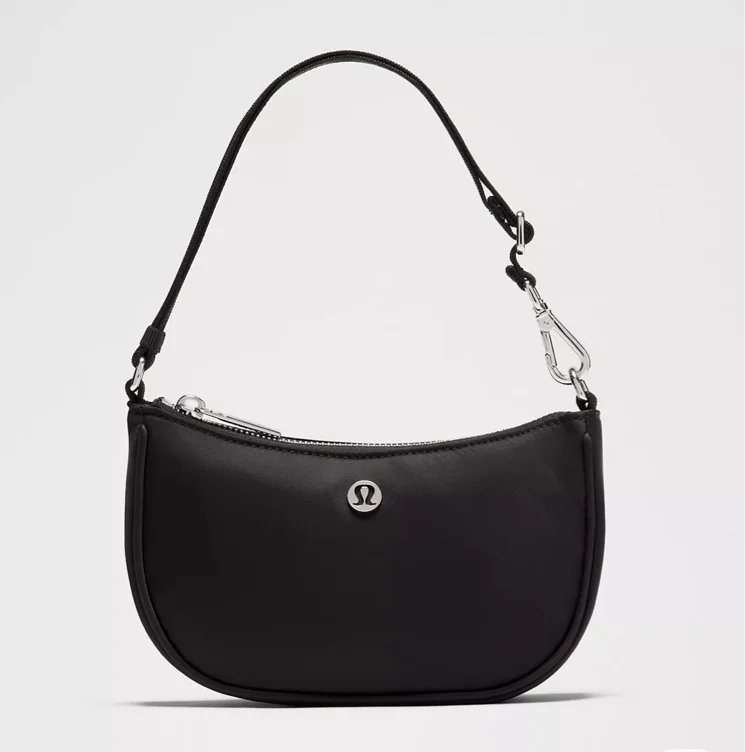City Essentials Mini Shoulder Bag 1L - Black  - ONE SIZE