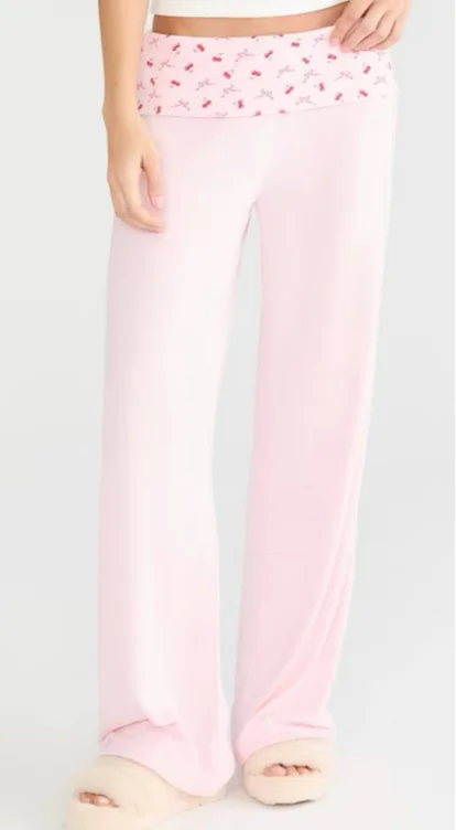 New ArrivalsNew ArrivalsPrinted Fold-Over Sleep PantsPrinted Fold-Over Sleep Pants