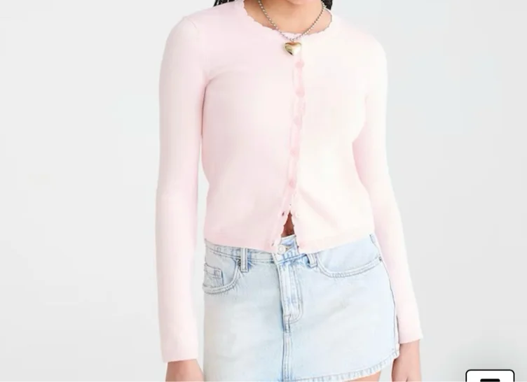 Scalloped Crew Cardigan