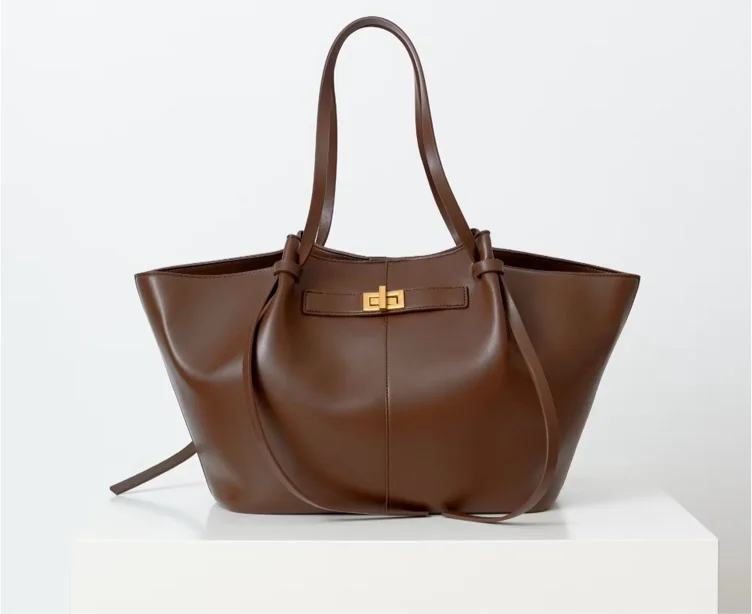 medium long strap uni bag
