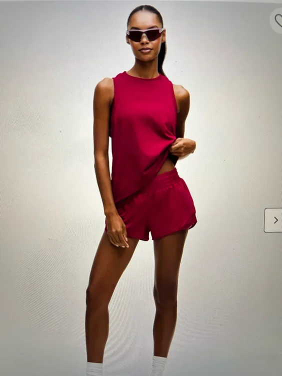 Hotty Hot High-Rise Lined Short 2.5" - berry rumble - 2